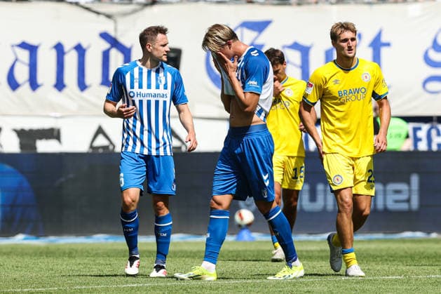 Luka Hyryläinen, 1. FC Magdeburg,38 Goal scorer Mehmet Aydin, Eintracht Braunschweig, scores on a penalty kick to make it 0–4 in the 2026–2027 Bundesliga season: 1 FC Magdeburg vs. Eintracht Braunschweig at the Avnet Arena in Magdeburg. Action, soccer, man,Men, Germany, August 8, 2026