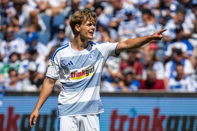 3rd Division: MSV Duisburg vs. SV Meppen ** FOR EDITORIAL USE ONLY ** EDITORIAL USE ONLY ** p Soccer 3rd Division MSV Duisburg vs. SV Meppen on August 8, 2026, at the Schauinsland Reisen Arena in Duisburg Jakob Bookjans Duisburg Duisburg Copyright JakobxKlos Copyright: JakobxKlos doc872jop2nunnjepnc1e8e ,EDITORIAL USE ONLY Copyright: JakobxKlos
