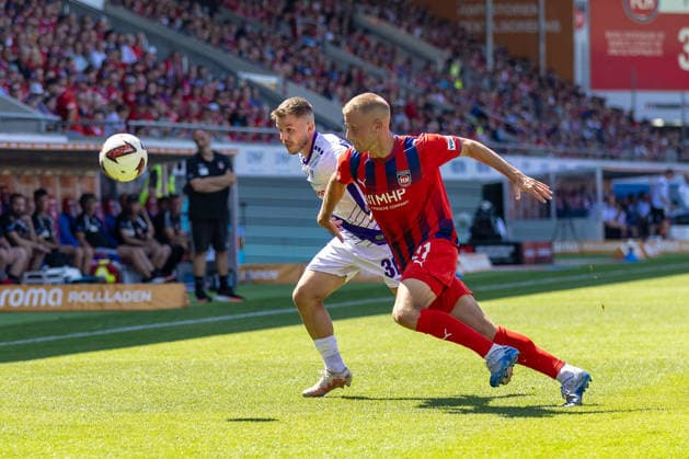 Tackle: Patrick Kammerbauer (VfL Osnabrück), 31; Adrian Beck (1. FC Heidenheim), 21, GER; 1. FC Heidenheim vs. VfL Osnabrück, Soccer, 2. Bundesliga, Matchday 01, 2026–2027 season, August 8, 2026, DFL and DFB regulations prohibit any use of photographs as image sequences and or quasi-video, GER, 1 FC Heidenheim vs. VfL Osnabrück, Soccer, 2. Bundesliga, Matchday 1, 2026–2027 Season, August 8, 2026, Heidenheim Copyright: xEibner-Pressefoto JanixPlessx EP_JPL