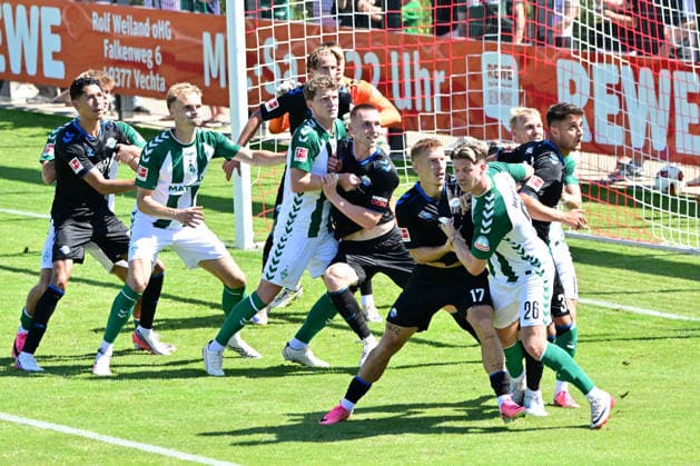 August 8, 2026, GER, Friendly Match: SV Werder Bremen vs. Paderborn, 2026–2027 Season, 1 FBL Laurin Curda SC Paderborn 07 17 Cedric Itten Werder Bremen 26 Marco Gruell Grüll Werder Bremen 17 Goalkeeper Karl Hein Werder Bremen 01 Jens Stage Werder Bremen 06 Amos Pieper Werder Bremen 05 Oythe Stadium on Oyther Berg LowerLower Saxony, Germany Copyright: xnordphotoxGmbHx xKFOTOx