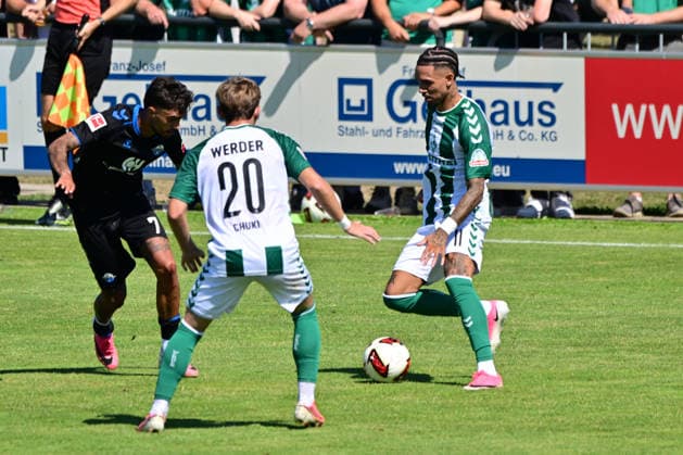 August 8, 2026, GER, Friendly Match: SV Werder Bremen vs. Paderborn, 2026–2027 Season, 1 FBL Justin Njinmah SV Werder Bremen 11 Chuki Werder Bremen 20 Oliver Batista Meier SC Paderborn 07 07 Oythe Stadium on Oyther Berg Lower Saxony Germany Copyright: xnordphotoxGmbHx xKFOTOx