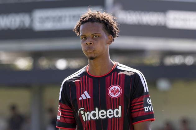 Football, Bundesliga 1, Eintracht Frankfurt, Julian Etse signs a professional contract – archive photos
