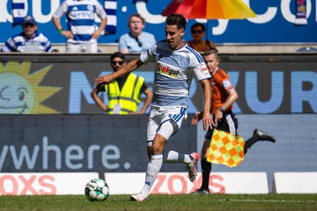 3rd Division: MSV Duisburg vs. SV Meppen ** FOR EDITORIAL USE ONLY ** EDITORIAL USE ONLY ** p Soccer 3rd Division MSV Duisburg vs. SV Meppen on August 8, 2026, at the Schauinsland Reisen Arena in Duisburg Conor Noß Duisburg Duisburg Copyright JakobxKlos Copyright: JakobxKlos doc872kshiwrya1mg5cd1b6t ,EDITORIAL USE ONLY Copyright: JakobxKlos
