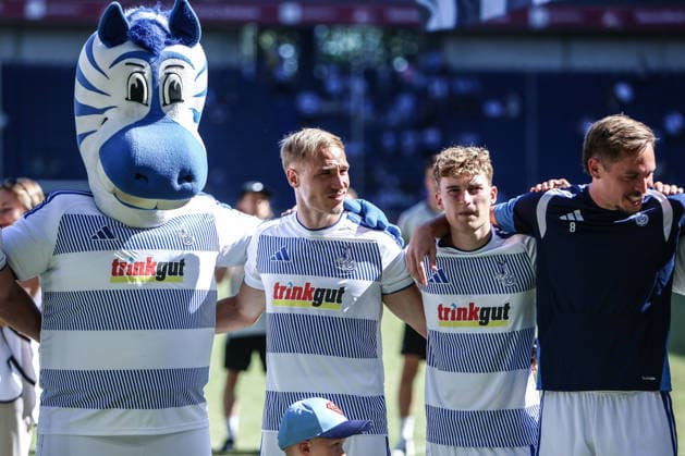 Sports, Soccer, 3rd Division, 2026–2027 Season, Matchday 1: MSV Duisburg vs. SV Meppen 08, August 8, 2026, Schauinsland Reisen Arena, mascot Ennatz, MSV Duisburg, Florian Krüger (MSV Duisburg), 26, Dominik Kother (MSV Duisburg), 11, Aljaz Casar (MSV Duisburg), 8, Duisburg, Schauinsland Reisen Arena, North Rhine-Westphalia, Germany