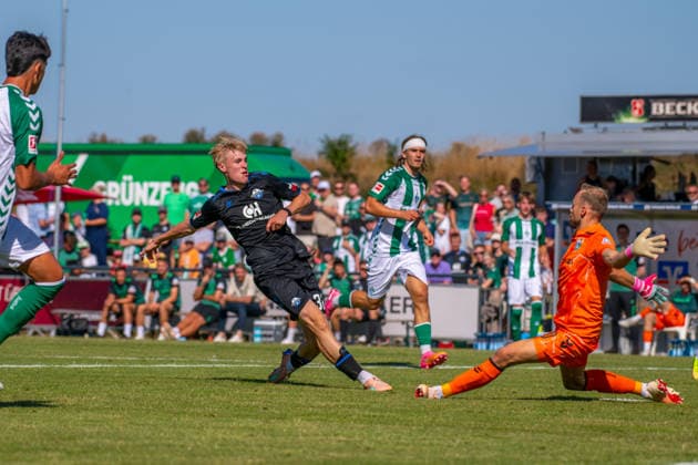 Friendly Match: Werder Bremen vs. SC Paderborn 07, August 8, 2026; Lasse Eickel, SC Paderborn 07, 32, Alexander Schlager, Werder Bremen, 30 Friendly match: Werder Bremen vs. SC Paderborn 07 on August 8, 2026, at Oyther Berg Stadium in Vechta, Germany, Copyright: xBEAUTIFULxSPORTS Neddermannx