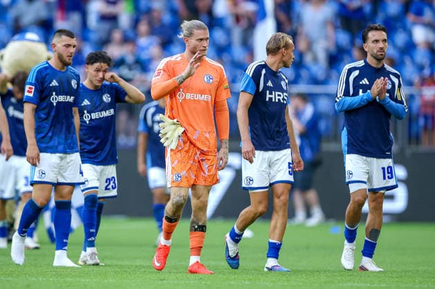 August 8, 2026, Soccer, FC Schalke 04 vs. Atalanta Bergamo, Friendly Match, Veltins Arena, Gelsenkirchen, 2026–2027 Season: Disappointed faces after Schalke’s 0–3 loss in the final round—Hasan Kurucay, FC Schalke 04 04; Soufiane El Faouzi, FC Schalke 04 23; Loris Karius, FC Schalke 04 01; Timo Becker, FC Schalke04 05 Kenan Karaman FC Schalke 04 19 DFB regulations prohibit any use of photographs as image sequences and or quasi-video North Rhine-Westphalia, Germany