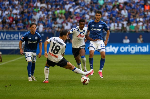 Germany Soccer Friendly Matches 2026–2027, Friendly Match: FC Schalke 04 vs. Atalanta BC at VELTINS Arena, Gelsenkirchen; Giacomo Raspadori, Atalanta, 18 Copyright: xAymanxAlahmedx