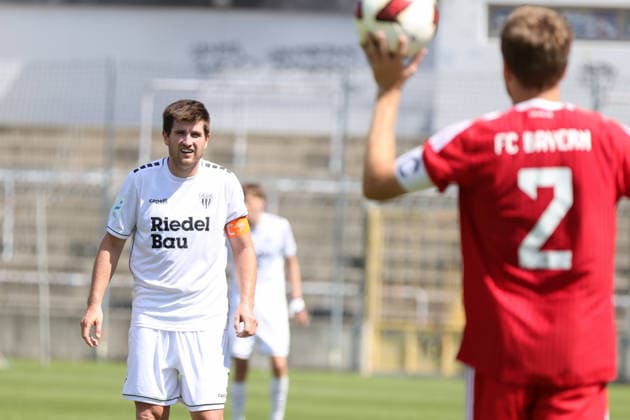 August 8, 2026, Men s, Soccer, 2026–2027 Season, Bavarian Regional League, Matchday 3: FC Bayern Munich II vs. FC Schweinfurt 05; Kevin Fery (FC Schweinfurt 05), No. 15, waits for a throw-in at Munich’s Städtisches Stadion an der Grü, Bavaria, Germany