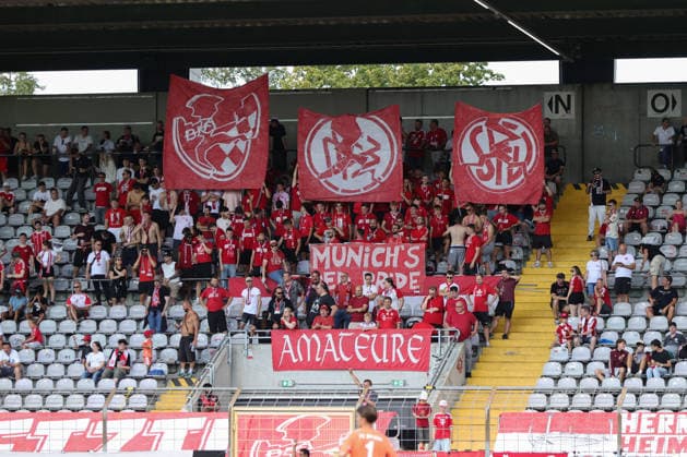 August 8, 2026, Men s, Soccer, 2026–2027 Season, Bavarian Regional League, Matchday 3: FC Bayern Munich II vs. FC Schweinfurt 05. Fans of FC Bayern Munich II display banners protesting against the BFV and the DFB. Munich, Municipal Stadium an der Grü, Bavaria, Germany