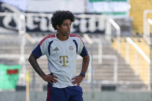 August 8, 2026, Men s, Soccer, 2026–2027 season, Bavarian Regional League, Matchday 3: FC Bayern Munich II vs. FC Schweinfurt 05; Head Coach Dante of FC Bayern Munich II standing on the sideline; single frame; Munich City Stadium at the Grü, Bavaria, Germany