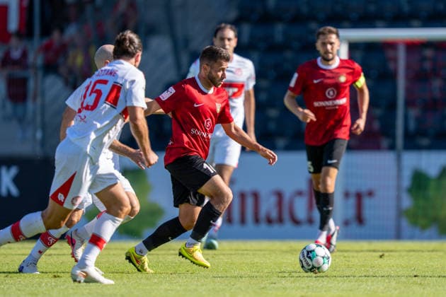 Marius Kunde, SG Sonnenhof Großaspach, 16, SG Sonnenhof Großaspach vs. Fortuna Köln, Soccer, 3rd Division, Matchday 1, August 8, 2026, DFB regulations prohibit any use of photographs as image sequences and or quasi-video. Aspach, Baden-Württemberg, Germany Copyright: xkolbert-press PhilipxZieglerx