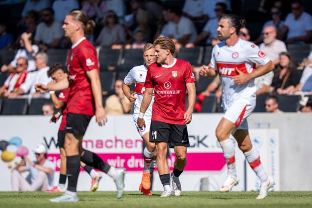 Tim Rossmann, SG Sonnenhof Großaspach, 11, SG Sonnenhof Großaspach vs. Fortuna Köln, Soccer, 3rd Division, Matchday 1, August 8, 2026, DFB regulations prohibit any use of photographs as image sequences and or quasi-video. Aspach, Baden-Württemberg, Germany Copyright: xkolbert-press PhilipxZieglerx