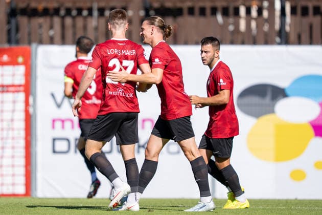 Collective goal celebration after Loris Maier s 1-0 goal; SG Sonnenhof Großaspach, 27; SG Sonnenhof Großaspach vs. Fortuna Köln; soccer; 3rd Division; Matchday 1; August 8, 2026; DFB regulations prohibit any use of photographs as image sequences and or quasi-video. Aspach, Baden-Württemberg, Germany Copyright: xkolbert-press PhilipxZieglerx