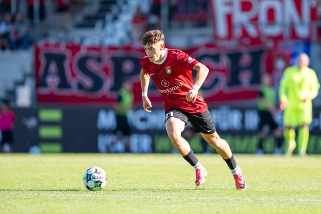 Luca Molinari, SG Sonnenhof Großaspach, 21, SG Sonnenhof Großaspach vs. Fortuna Köln, Soccer, 3rd Division, Matchday 1, August 8, 2026, DFB regulations prohibit any use of photographs as image sequences and or quasi-video. Aspach, Baden-Württemberg, Germany Copyright: xkolbert-press PhilipxZieglerx