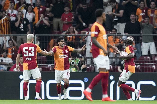 Galatasaray v Villarreal - Friendlies ISTANBUL, TURKIYE - AUGUST 8: Players of Galatasaray celebrate after a goal during friendly match between Galatasaray and Villarreal at RAMS Park in Istanbul, Turkiye on August 8, 2026. Arife Karakum Anadolu Istanbul Turkey. Editorial use only. Please get in touch for any other usage.  Copyright: x2026xAnadoluxArifexKarakumx