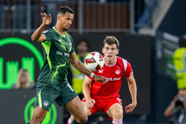August 8, 2026 Soccer, 2. Bundesliga: VfL Wolfsburg vs. 1. FC Kaiserslautern, Matchday 1 at the Volkswagen Arena Robert Glatzel of VfL Wolfsburg in action IMPORTANT NOTICE In accordance with the guidelines of the DFL and the DFB, it is prohibited to use or allow the use of photographs taken in the stadium and or during the match in the form of sequential images and or video-like photo sequences Copyright: xDavidxInderliedx