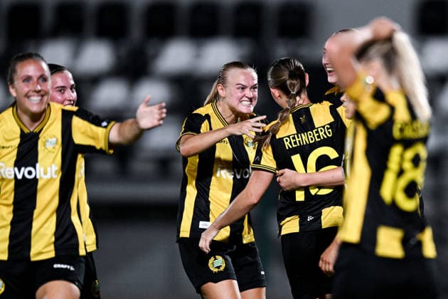 August 8, 2008: Hammarby players celebrate Svea Rehnberg’s 0–1 goal during the Women’s Champions League qualifying match between Juventus and Hammarby on August 8, 2026 in Turin. Photo by Daniele Buffa, BILDBYRAN COP 18 XY0123 soccer football UEFA Women’s Champions League Juventus Hammarby women’s team celebration  Copyright: DANIELExBUFFA BB260808BB527