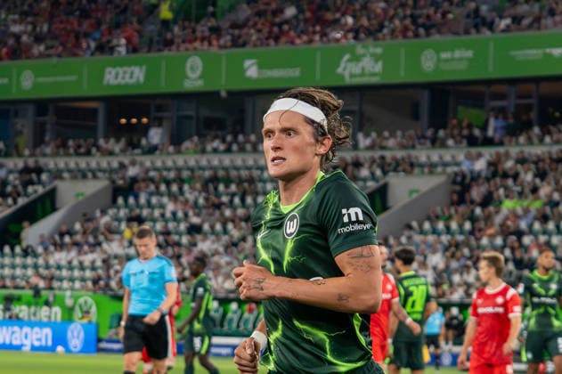 German Soccer 2. Bundesliga, Matchday 1, 2026–2027, VfL Wolfsburg vs. 1. FC Kaiserslautern on August 8, 2026, at the Volkswagen Arena in Wolfsburg; Fabian Reese of VfL Wolfsburg, 11; facial expression, facial gestures; Volkswagen Arena, Wolfsburg, Germany Copyright: xSvenxHeidmannx