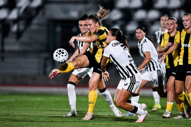 August 8, 2008: Gudrun Arnardottir of Hammarby and Estela Carbonell of Juventus during the Women’s Champions League qualifying match between Juventus and Hammarby on August 8, 2026 in Turin. Photo by Daniele Buffa, BILDBYRAN COP 18 XY0123 soccer football UEFA Women’s Champions League Juventus Hammarby women’s soccer  Copyright: DANIELExBUFFA BB260808BB660
