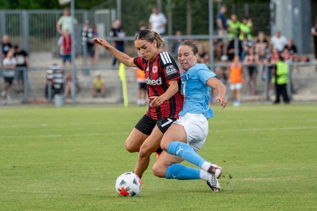 August 8, 2026, xhfmx, Soccer UEFA WCLQ, Eintracht Frankfurt vs. Malmö FF: Erëleta Memeti of Eintracht Frankfurt, No. 7, in a tackle with an opponent. DFL and DFB regulations prohibit any use of photographs as image sequences and or quasi-video. Frankfurt