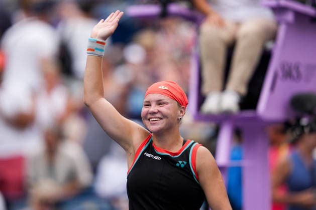 National Bank Open 2026 - Day 8 TORONTO, CANADA - AUGUST 8 : Diana Shnaider celebrates after defeating Jessica Pegula of the United States in the round of 16 during the WTA, Tennis Damen 1000 National Bank Open in Toronto, Ontario, Canada on August 8, 2026. Mert Alper Dervis Anadolu Ontario Canada. Editorial use only. Please get in touch for any other usage.  Copyright: x2026xAnadoluxMertxAlperxDervisx
