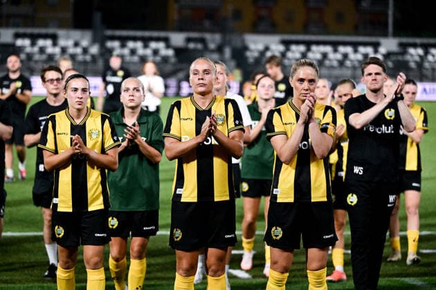 August 8, 2026: Hammarby players look dejected after the Women’s Champions League qualifying match between Juventus and Hammarby on August 8, 2026 in Turin. Photo by Daniele Buffa, BILDBYRAN COP 18 XY0123 soccer football UEFA Women’s Champions League Juventus Hammarby women’s team BBENG depp  Copyright: DANIELExBUFFA BB260808BB697