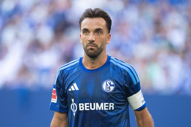 Kenan KARAMAN GE half-figure, half-body, single image, cropped single shot, Soccer friendly match: FC Schalke 04 vs. Atalanta Bergamo 0–3 on August 8, 2026, at the Veltins Arena in Gelsenkirchen, Germany. DFL regulations prohibit any use of photographs as image sequences and or quasi-video.