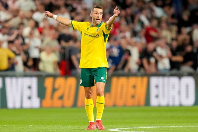 Ivo Pinto of Fortuna Sittard gestures during the 2026–27 Eredivisie match between PSV and Fortuna Sittard at Philips Stadion on August 8, 2026, in Eindhoven, Netherlands. Photo by Alex Gottschalk, DeFodi Images
