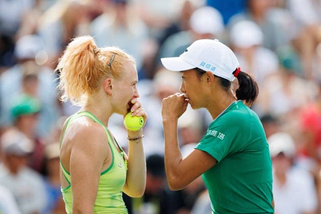 August 8, 2026, Toronto, On, Canada: Katerina Siniakova of Czechia, left, and Shuai Zhang of China talk during their doubles match against Coco Gauff and Caty McNally of the United States during National Bank Open tennis action in Toronto, on Saturday, Aug. 8, 2026. Canada News - August 8, 2026 - ZUMAc35_ 20260808_zaf_c35_085 Copyright: xKeitoxNewmanx