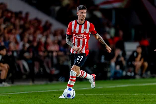 EINDHOVEN PSV Eindhoven forward Dennis Man during the Vriendenloterij Eredivisie match between PSV and Fortuna Sittard at Philips Stadion on August 8, 2026, in Eindhoven, the Netherlands. Photo by DeFodi Images