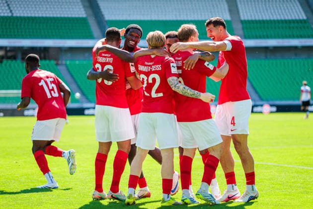 The TSV Havelse 1912 team celebrates Jesse Tugbenyo s goal to make it 2–1. TSV Havelse 1912, 33 GER, TSV Havelse 1912 vs. VfB Stuttgart II, soccer, 3. Liga, Matchday 1, 2026–2027 season, August 8, 2026. DFL regulations prohibit any use of photographs as image sequences and or quasi-video. GER, TSV Havelse 1912 vs. VfB Stuttgart II, soccer, 3. Liga, Matchday 1, 2026–2027 season, August 8, 2026, Hanover Copyright: xEibner-Pressefoto JanxRollingerx EP_JSK
