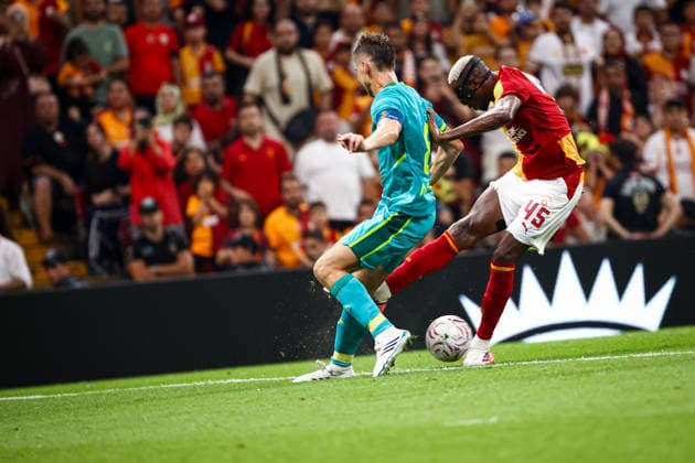 Galatasaray vs Villarreal CF friendly match Lucas Torreira of Galatasaray kicks the ball during the match. Galatasaray and Villarreal CF faced each other during friendly match. The match took place Ali Sami Yen Rams Park Stadium on August 8th, 2026. Istanbul Istanbul Turkey Copyright: xBurakxBasturkx