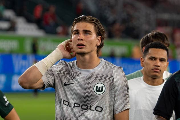 German Soccer 2. Bundesliga, Matchday 1, 2026–2027, VfL Wolfsburg vs. 1. FC Kaiserslautern on August 8, 2026, at the Volkswagen Arena in Wolfsburg, Germany. Jakub Zielinski, VfL Wolfsburg, 30, Volkswagen Arena, Wolfsburg, Germany Copyright: xSvenxHeidmannx