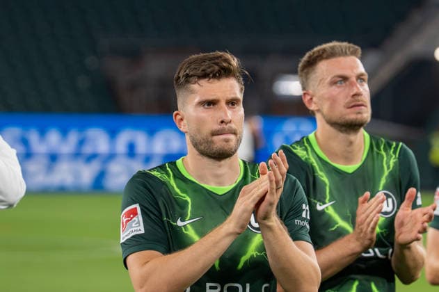 German Soccer 2. Bundesliga, Matchday 1, 2026–2027, VfL Wolfsburg vs. 1. FC Kaiserslautern on August 8, 2026, at the Volkswagen Arena in Wolfsburg; Elvis Rexhbecaj of VfL Wolfsburg, age 37, after the game at the Volkswagen Arena in Wolfsburg, Germany Copyright: xSvenxHeidmannx