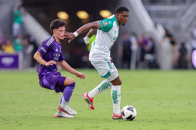 August 8, 2026, Orlando, Florida, USA: LeoÂ³n defender JUAN GUEVARA (3) works the ball against Orlando City SC. Orlando City SC hosted Leon in a Leagues Cup march at Inter.Co Stadium in Orlando, FL. Orlando USA - ZUMAm299 20260808_znp_m299_009 Copyright: xTaylorxMcFeex