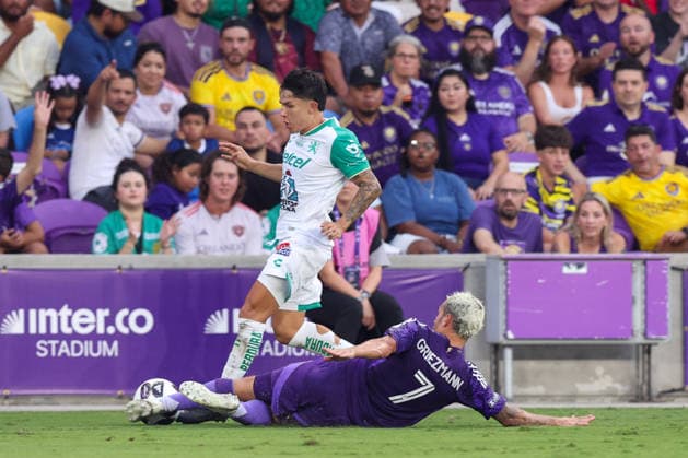 August 8, 2026, Orlando, Florida, USA: Orlando City SC forward ANTOINE GREIZMANN (7) makes a sliding tackle against Leon. Orlando City SC hosted Leon in a Leagues Cup march at Inter.Co Stadium in Orlando, FL. Orlando USA - ZUMAm299 20260808_znp_m299_014 Copyright: xTaylorxMcFeex