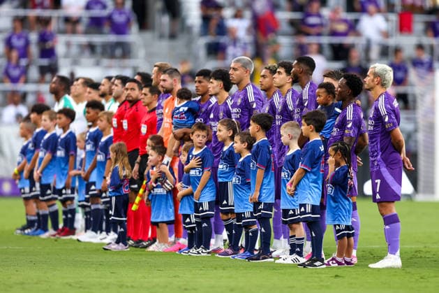 August 8, 2026, Orlando, Florida, USA: Players for Leon and Orlando City SC on the field during pre game ceremonies before a Leagues Cup match. Orlando City SC hosted Leon in a Leagues Cup march at Inter.Co Stadium in Orlando, FL. Orlando USA - ZUMAm299 20260808_znp_m299_012 Copyright: xTaylorxMcFeex