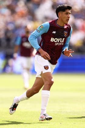 West Ham United gegen Portsmouth, 8. August 2026, London, Carabao Cup, 1. Runde: West Ham United gegen Portsmouth. Edson Alvarez von West Ham United. Foto: Jacques Feeney. Abseits. London, Großbritannien  Copyright: xJacquesxFeeneyx xOffsidexOffside