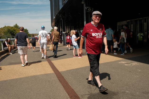 West Ham United gegen Portsmouth, 8. August 2026, London, Carabao Cup, erste Runde: West Ham United gegen Portsmouth, West Ham-Fans, Foto: Jacques Feeney, Abseits, London, Großbritannien  Copyright: xJacquesxFeeneyx xOffsidexOffside