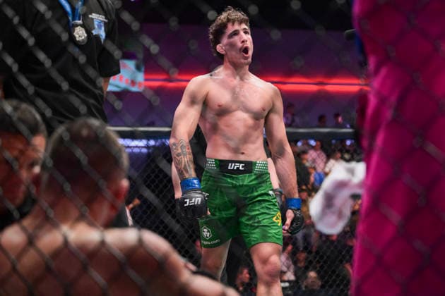 August 8, 2026, Las Vegas, Nevada, USA: QUILLAN SALKILLD defeats MATEUSZ GAMROT by a submission (rear naked choke) during UFC Fight Night 120 at the UFC APEX in Las Vegas. UFC Fight Night 120: Salkilld Defeats Gamrot By Submission.  - ZUMAo117 20260808_zsp_o117_006 Copyright: xMikaelxOnax
