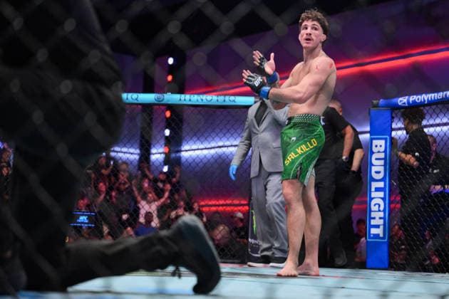 August 8, 2026, Las Vegas, Nevada, USA: QUILLAN SALKILLD defeats MATEUSZ GAMROT by a submission (rear naked choke) during UFC Fight Night 120 at the UFC APEX in Las Vegas. Las Vegas USA - ZUMAo117 20260808_zsp_o117_001 Copyright: xMikaelxOnax