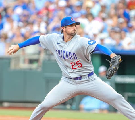 AUG 08, 2026: Chicago Cubs starting pitcher Clay Holmes (25) throws a pitch in the 1st inning against the Kansas City Royals at Kauffman Stadium Kansas City, MO. CSM Kansas City United States - ZUMAc04_ 20260808_zma_c04_365 Copyright: xRomanxPunox