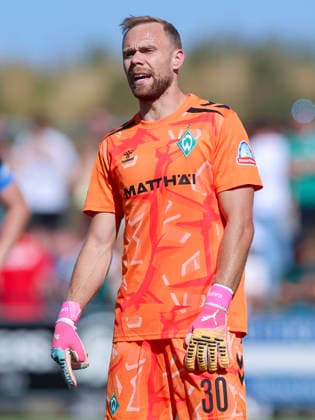 Goalkeeper Alexander Schlager of Werder Bremen looks on during the friendly match between Werder Bremen and SC Paderborn 07 at Stadion am Oyther Berg in Vechta on August 8, 2026, Germany Photo by Marco Steinbrenner DeFodi Images Goalkeeper Alexander Schlager of Werder Bremen looks on during the friendly match between Werder Bremen and SC Paderborn 07 at Stadion am Oyther Berg on August 8, 2026 in Vechta, Germany Photo by Marco Steinbrenner DeFodi Images Photo by Marco Steinbrenner DeFodi Images