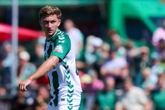 Ivan San Jose Cantalejo Chuki of Werder Bremen gestures during the friendly match between Werder Bremen and SC Paderborn 07 at Stadion am Oyther Berg on August 8, 2026, in Vechta, Germany Photo by Marco Steinbrenner DeFodi Images Ivan San Jose Cantalejo Chuki of Werder Bremen gestures during the friendly match between Werder Bremen and SC Paderborn 07 at Stadion am Oyther Berg on August 8, 2026 in Vechta, Germany Photo by Marco Steinbrenner DeFodi Images Photo by Marco Steinbrenner DeFodi Images