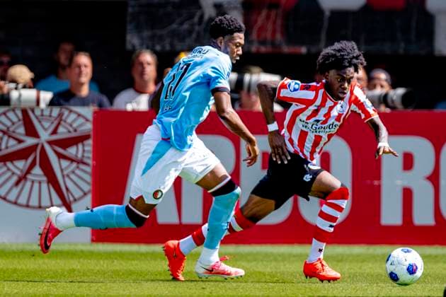 ROTTERDAM: SC Feyenoord Rotterdam forward Gaoussou Diarra and Sparta Rotterdam defender Lushendry Martes during the Vriendenloterij Eredivisie match between Sparta and Feyenoord at Stadion Het Kasteel on August 9, 2026, in Rotterdam, Netherlands. Photo by DeFodi Images