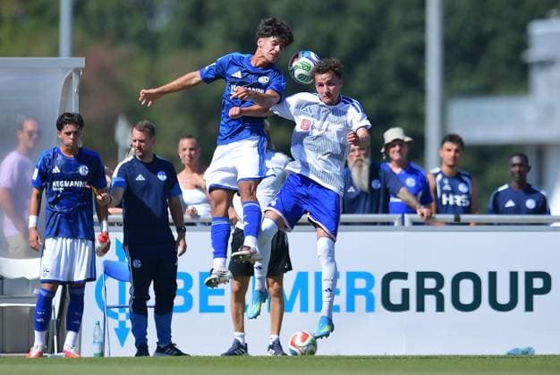 Schalke 04 U19 vs. MSV Duisburg U19 ** FOR EDITORIAL PURPOSES ONLY ** EDITORIAL USE ONLY ** p Soccer U19 DFB Youth League Preliminary Round Group H Matchday 1 Schalke 04 U19 vs. MSV Duisburg U19 on August 9, 2026, at the Parkstadion in Gelsenkirchen Arian Güzel, Schalke 04 U19, on the left, Emiljano Malko (MSV Duisburg U19), on the right, Gelsenkirchen, North Rhine-Westphalia, Germany. Copyright ThorstenxTillmann Copyright: ThorstenxTillmann doc872zvcwm7pd1h7tcp11mq ,EDITORIAL USE ONLY Copyright: ThorstenxTillmann
