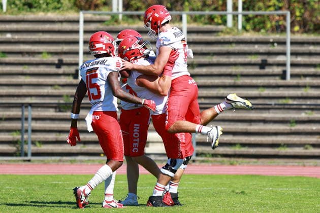 Hugh Harvey (Potsdam Royals, 8) celebrates the Touchsown, Düsseldorf Panther vs Potsdam Royals, American Football, GFL, German Football League, Season 2026, Week 14, 08.08.2026, Photo: PFA Klaus Sack Düsseldorf Stadion VfL Benrath NRW Deutschland Copyright: xFootxBowl KlausxSackx