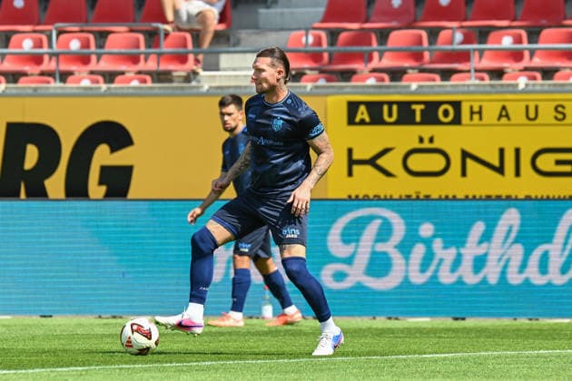 Soccer I Men s I 2026–2027 Season I Regional League I Matchday 4 I Hallescher FC vs. Chemnitzer FC I August 9, 2026, Jan Löhmannsröben 4, Chemnitzer FC in action (cropped image), close-up, Portrait, Individual Photo, Single Image, Body, Halle, Saale, Leuna, Chemie Stadium, Saxony-Anhalt, Germany Copyright: xLobeca InesxHähnelx