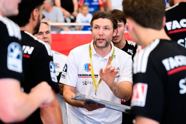 Altensteig SCup Match, 3rd Place: 26–27 HBW Balingen vs. HC Erlangen Coach Johannes Sellin HC Erlangen Altensteig Eichwaldhalle Baden-Württemberg Germany