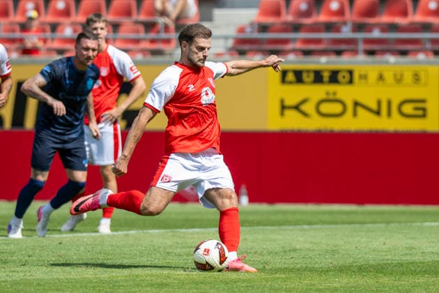 Regionalliga Northeast, Season 26–27: Hallescher FC vs. Chemnitzer FC, Halle, Germany, August 9, 2026. Pictured: Max Kulke of Halle misses a penalty kick at the Halle Saale Leuna Chemie Stadium, Saxony-Anhalt, Germany